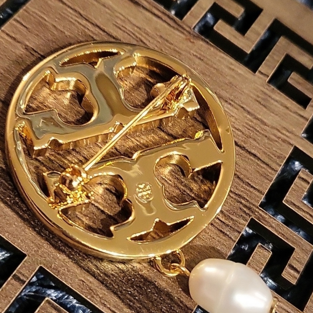 Tory Burch Gold and White Geometric Brooch - Picture 2 of 5